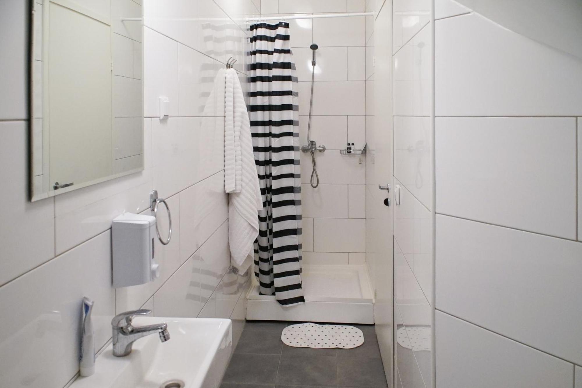 Oldtown Lux Hostel Tallinn Eksteriør bilde